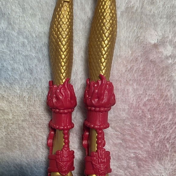 Monster High Jinifire - Picture 4 of 7